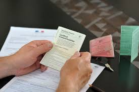 Est-ce que je peux rouler avec une carte grise barrée ?